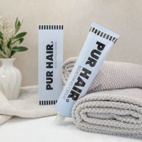 Pur Hair Bleaching Creme er en professionel afblegningscreme, der effektivt lysner h�ret med sk�nsomhed og pr�cision. Udviklet til salonbrug, giver den ensartede og p�lidelige resultater samtidig med, at h�rets struktur bevares. Ideel til forberedelse f�r