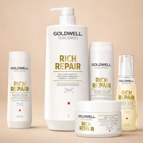 Gruppebillede af Goldwell Dualsenses Rich Repair serien med Restoring Shampoo i 1L og 250 ml, Restoring Conditioner, 60Sec Treatment og Restoring Serum Spray til genopbygning af skadet h�r.