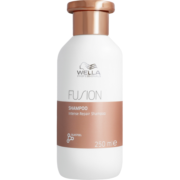 Wella Fusion Intense Repair Shampoo - 250 ml